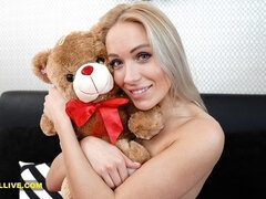 Velik kurac, Varanje, Notranji izliv, Ženska, Hd, Lizanje, Prvoosebno snemanje seksa, Sestra