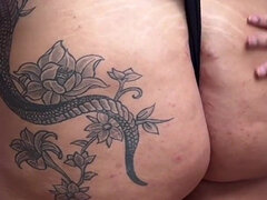 Bella, Femmina, Piede fetish, Baciando, Lesbica, Masturbazione, Figa, Tatuaggi