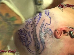 Stor rumpe, Store pupper, Blond, Hd, Milf, Realitet, Tattovering