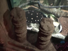 Leie, Fingern, Freundin, Orgasmus, Pov, Öffentlich